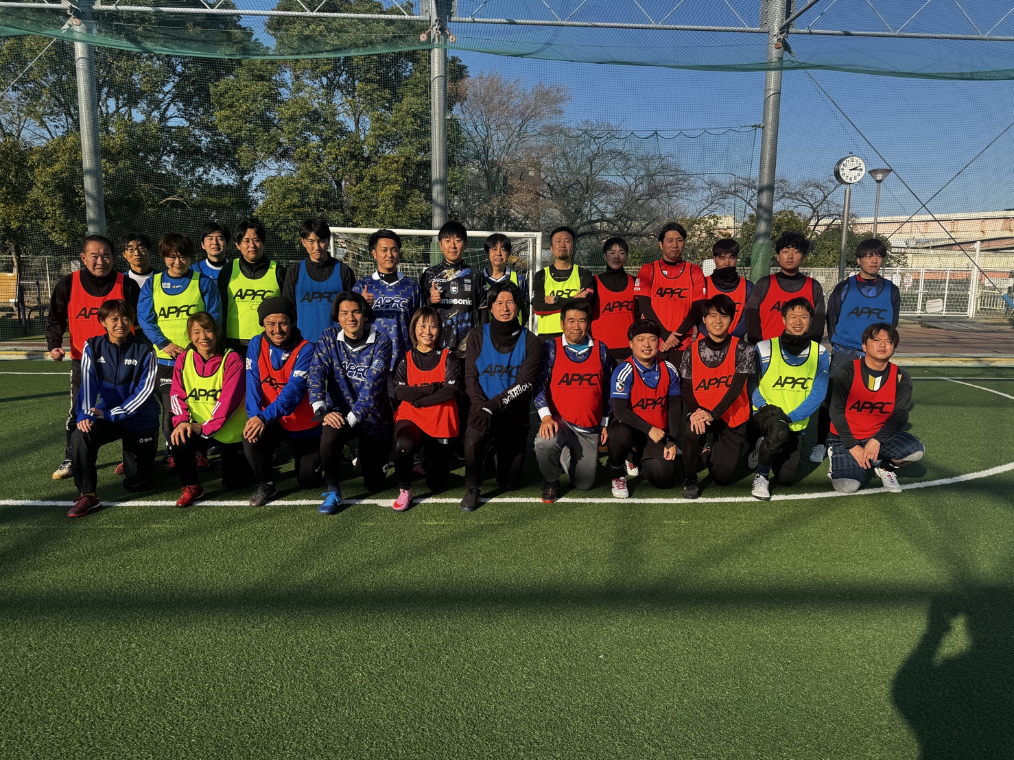 大人のサッカースクール